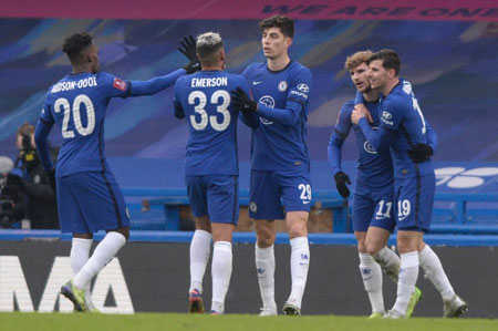 高效爆发！杜兰特17中11得到28分4篮板8助攻