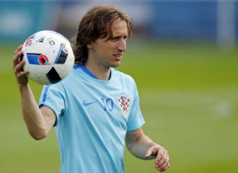 李霄鹏：海牛队11月8日重新集结，计划去上海踢一场热身赛