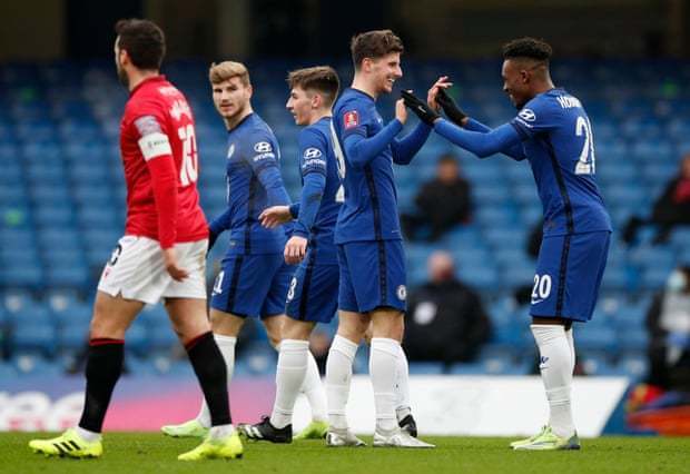 篮球火箭外线手感回暖，赢球势头增强